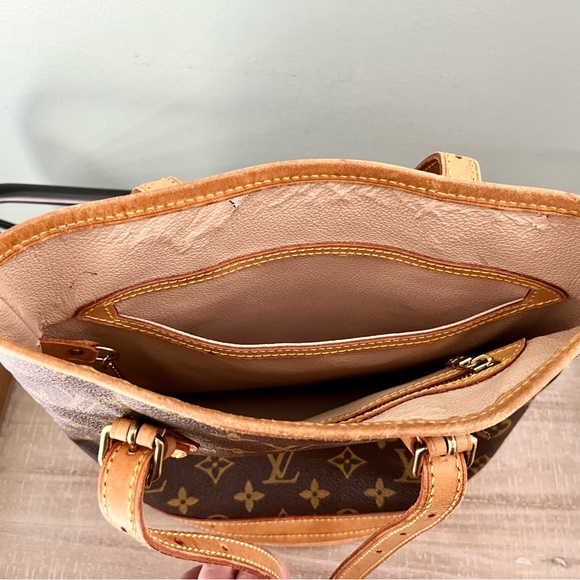 Louis Vuitton Authentic Monogram Petite Bucket Bag ✨Vintage✨ - Picture 5 of 16